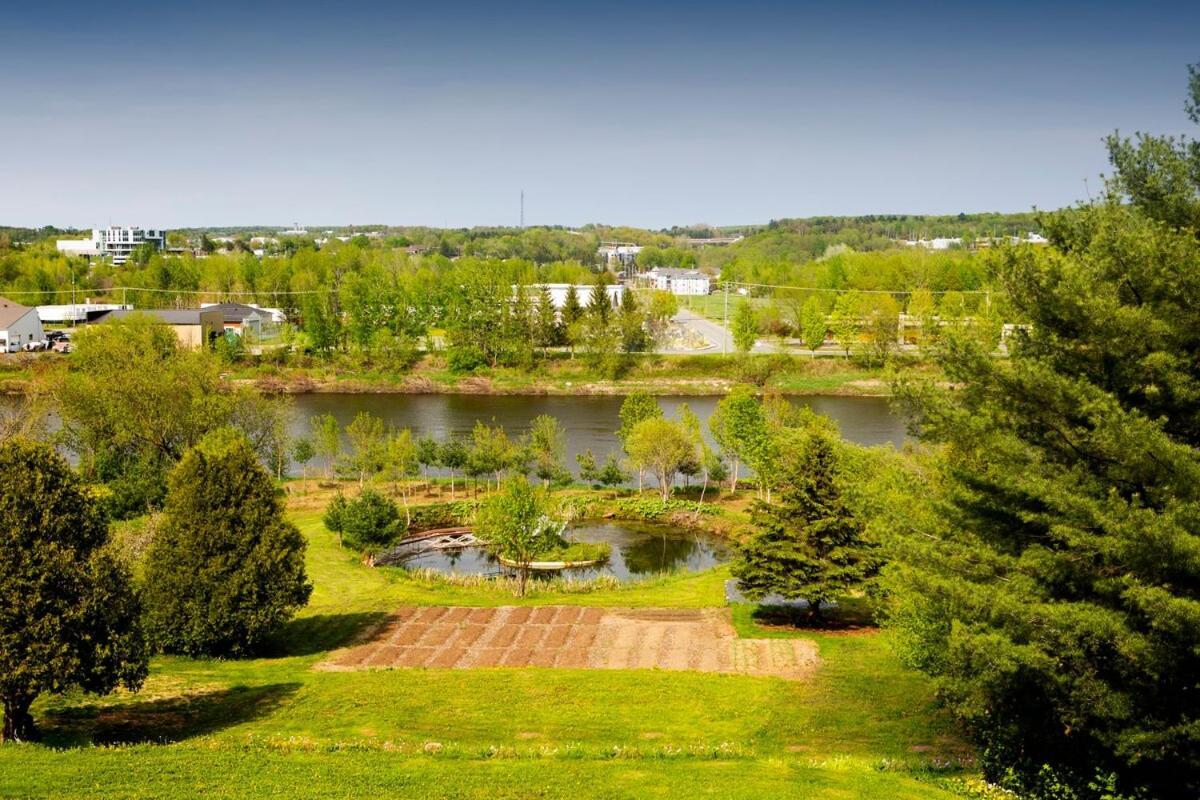 Hebergement "La Maison En Bois Rond" Sainte-Marie Quarto foto
