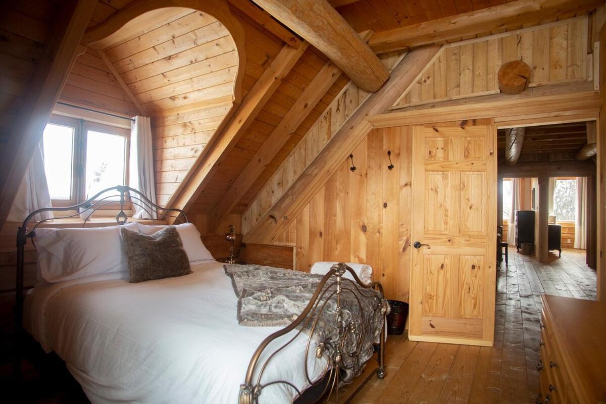 Hebergement "La Maison En Bois Rond" Sainte-Marie Quarto foto